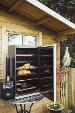 Bradley Digital Smoker 6-Rack / Elektro Räucherofen -Rosles Der Grill Geschaft 13237 Bradley Digital Raeucherofen