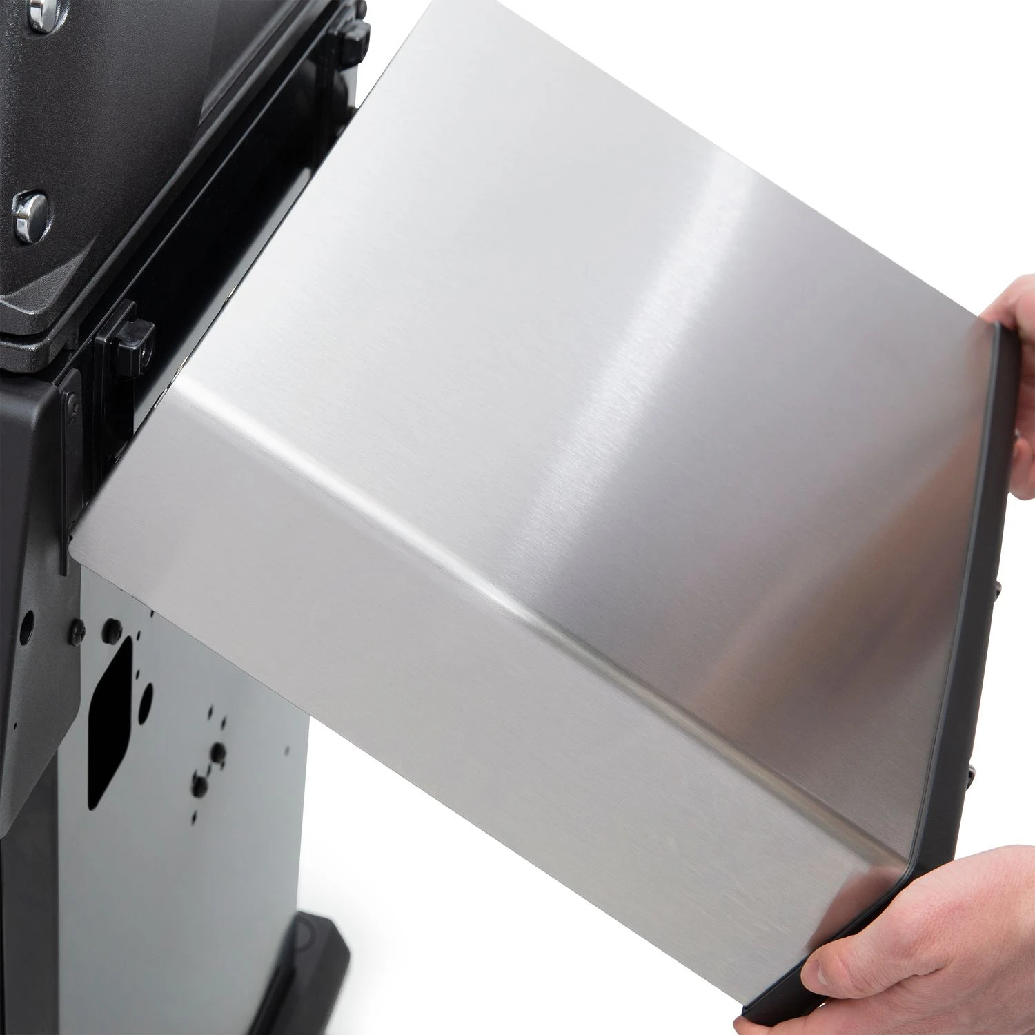 Broil King Baron 590 Black Gasgrill Inkl. Drehspieß - Modell 2023 12 Broil King Baron 590 Black Gasgrill Inkl. Drehspieß - Modell 2023 - Image 10