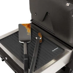 Broil King Silikon Besteckablage Magnetisch Regal/Imperial -Rosles Der Grill Geschaft 22162 broil king silikonbesteckablage ma 4 1607699386