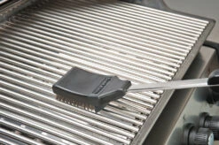 Broil King Grillbürste 47cm Edelstahlborsten Mit Spritzschutz + Ersatzkopf 8 Broil King Grillbürste 47cm Edelstahlborsten Mit Spritzschutz + Ersatzkopf -Rosles Der Grill Geschaft 6692 Broil King Reinigungsbuerste 64014 3 1607696946