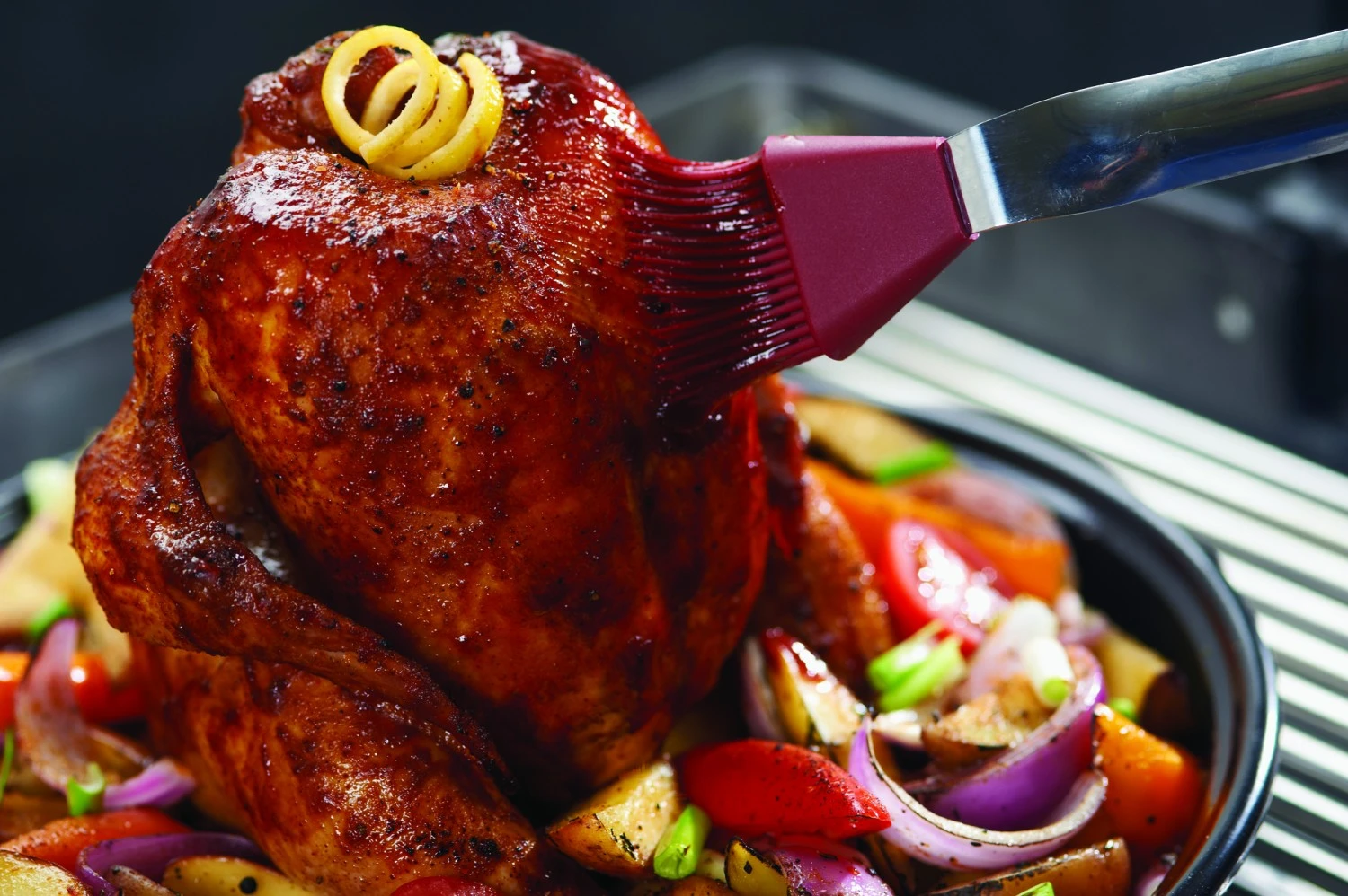 Broil King Hähnchenbräter Mit Aromapfanne 5 Broil King Hähnchenbräter Mit Aromapfanne - Image 3