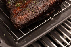 Broil King Gussbräter / Dutch Oven (eckig) / Multi Roaster Inkl. Bratengestell 9 Broil King Gussbräter / Dutch Oven (eckig) / Multi Roaster Inkl. Bratengestell -Rosles Der Grill Geschaft Broil King Gusseisenbraeter Bratengestell 69610