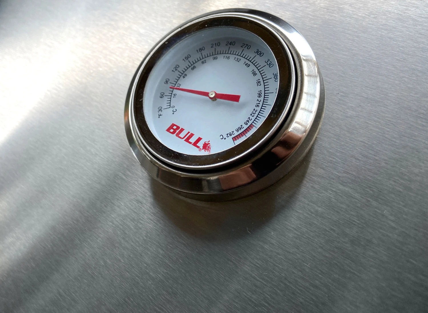 BULL Diablo - Gasgrill Mit Infrarot Backburner Und Rotisserie 6 BULL Diablo - Gasgrill Mit Infrarot Backburner Und Rotisserie - Image 4