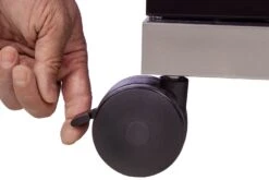 Grillfürst G620G 6-Brenner Gasgrill - Eintracht Frankfurt Edition - Gusseisenroste -Rosles Der Grill Geschaft Grillfuerst Gasgrill G310E Lenkrollen mit Feststellbremse 3