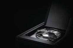 Napoleon Rogue 425 Gasgrill - All Black - Mit Seitenbrenner - Hero Modell 2023 Mit Heckbrenner Inkl. Drehspieß Und Abdeckhaube -Rosles Der Grill Geschaft Napoleon Gasgrill Rogue Seitenkocher