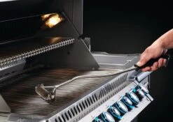 Napoleon Grillbürste Mit Edelstahlborsten Und Schaber 9 Napoleon Grillbürste Mit Edelstahlborsten Und Schaber -Rosles Der Grill Geschaft Napoleon Napoleon 62054 ss cleaningbrushwscr 4