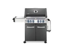 Napoleon Prestige 500 Gasgrill, Charcoal Grau - Mit Safety Glow - X-DEAL Inkl. Grillthermometer, Schneidebrett Und Windschild Für SIZZLE ZONE -Rosles Der Grill Geschaft Napoleon Prestige 500 Gasgrill grey Seitenablage abgeklappt