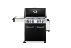 Napoleon Prestige 500 Gasgrill, Schwarz - Mit Safety Glow - X-DEAL Inkl. Grillthermometer, Schneidebrett Und Windschild Für SIZZLE ZONE -Rosles Der Grill Geschaft Napoleon Prestige 500 Gasgrill schwarz Seitenablage klappbar 2