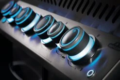 Napoleon Prestige 500 Gasgrill, Schwarz - Mit Safety Glow - X-DEAL Inkl. Grillthermometer, Schneidebrett Und Windschild Für SIZZLE ZONE -Rosles Der Grill Geschaft Napoleon Prestige 500 Safety Glow Drehreglerbeleuchtung 02 3