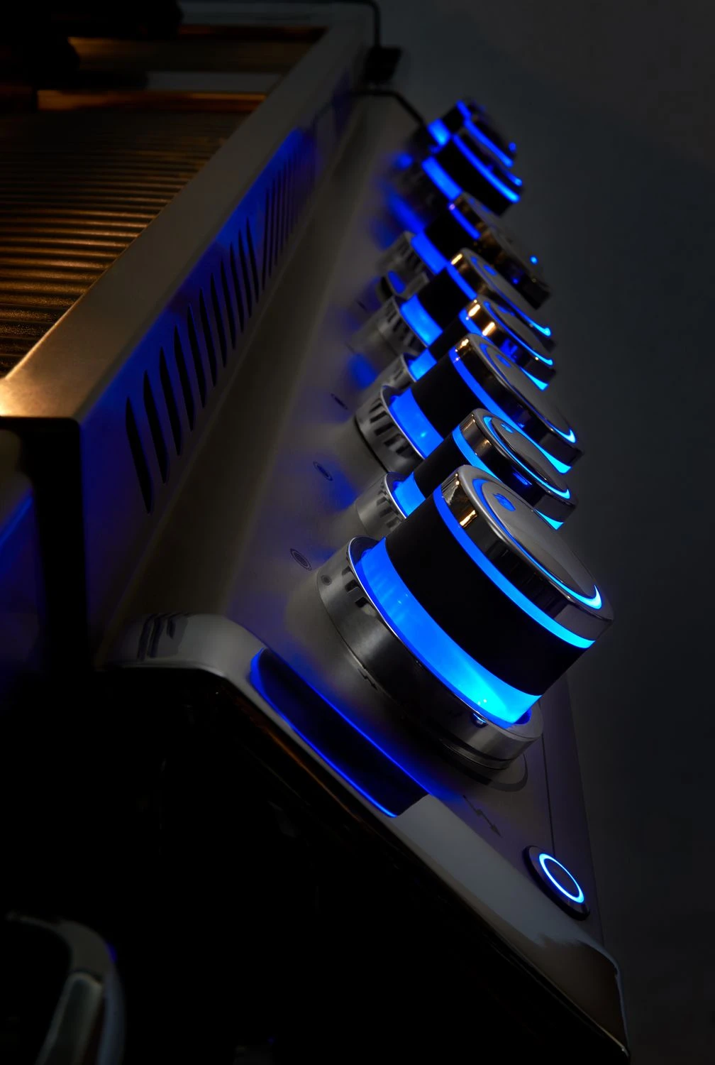 Napoleon Prestige Pro 825-3 Edelstahl Gasgrill Inkl. Drehspieß Und Bodenbeleuchtung + Gratis Napoleon TravelQ PRO285 Kompakt Gasgrill 20 Napoleon Prestige Pro 825-3 Edelstahl Gasgrill Inkl. Drehspieß Und Bodenbeleuchtung + Gratis Napoleon TravelQ PRO285 Kompakt Gasgrill - Image 18