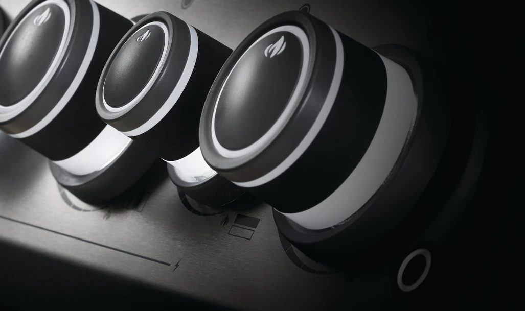 Napoleon Rogue SE 425 Edelstahl Gasgrill Mit Sizzle Zone Und Heckbrenner - Modell 2023 6 Napoleon Rogue SE 425 Edelstahl Gasgrill Mit Sizzle Zone Und Heckbrenner - Modell 2023 - Image 4