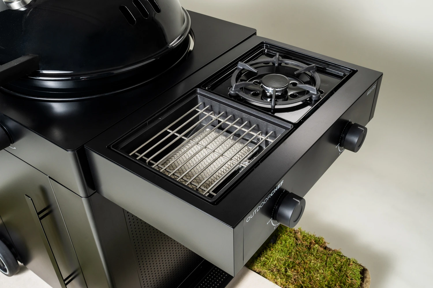 Outdoorchef Gas Kugelgrill Arosa 570 G Evo Black Style - Inkl. Blazing-/Cooking Zone Kit Plus 11 Outdoorchef Gas Kugelgrill Arosa 570 G Evo Black Style - Inkl. Blazing-/Cooking Zone Kit Plus - Image 9