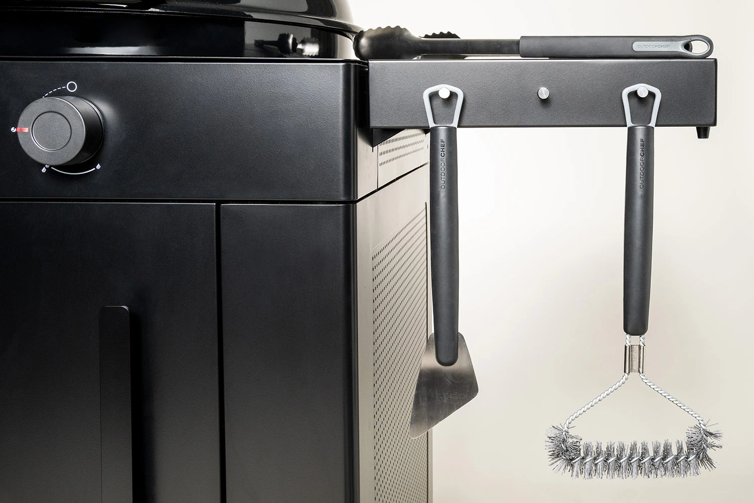 Outdoorchef Gas Kugelgrill Arosa 570 G Evo Black Style - Inkl. Blazing-/Cooking Zone Kit Plus 8 Outdoorchef Gas Kugelgrill Arosa 570 G Evo Black Style - Inkl. Blazing-/Cooking Zone Kit Plus - Image 6