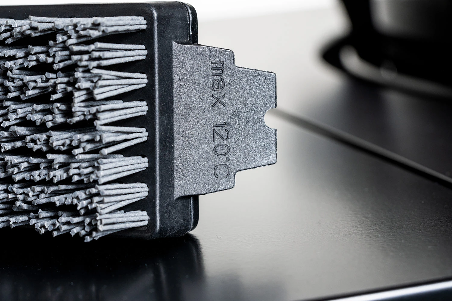 Outdoorchef Grillbürste Mit Nylonborsten Groß, 44,5 Cm 6 Outdoorchef Grillbürste Mit Nylonborsten Groß, 44,5 Cm - Image 4