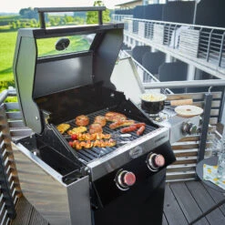 Rösle Gasgrill Videro G2 Schwarz - Modell 2022 Inkl. Abdeckhaube 21 Rösle Gasgrill Videro G2 Schwarz - Modell 2022 Inkl. Abdeckhaube -Rosles Der Grill Geschaft Roesle Videro G2 Gasgrill Station Mood02
