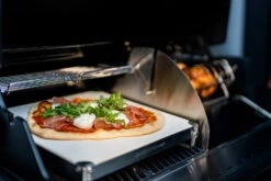 Outdoorchef Dualchef 425 G BZ Gasgrill Mit BLAZING ZONE Infrarotbrenner -Rosles Der Grill Geschaft outdoorchef dualchef 425 g pizza backen 18 700 16