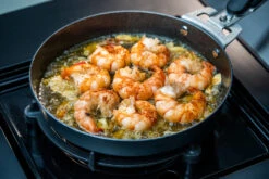 Outdoorchef Carbonstahl Pfanne Ø 28 Cm 17 Outdoorchef Carbonstahl Pfanne Ø 28 Cm -Rosles Der Grill Geschaft outdoorchef pfanne grill 14 491 47